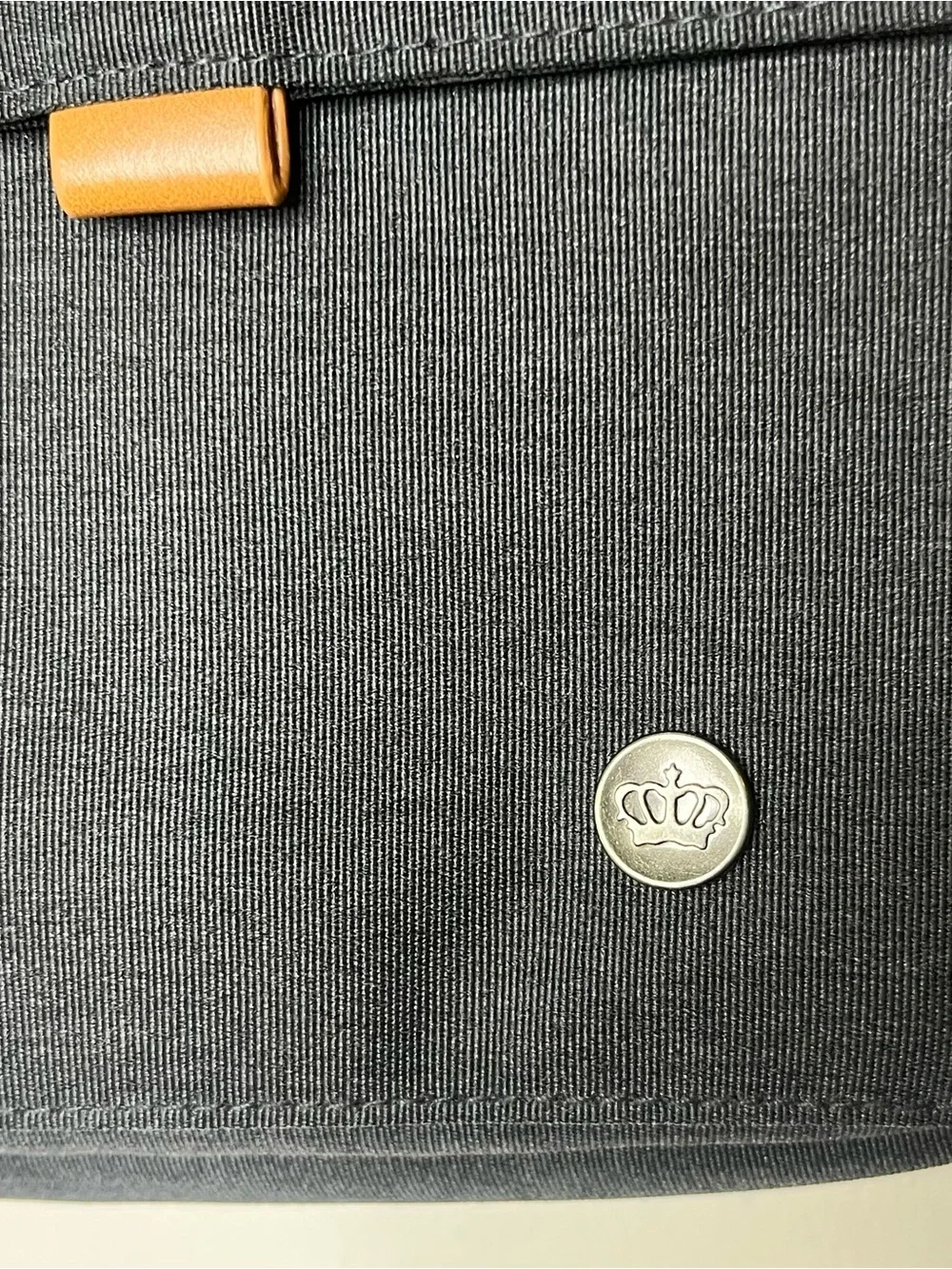 PKG Richmond Messenger 16” Laptop Bag New